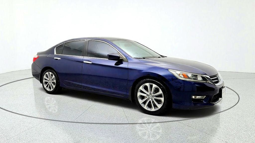 Used 2013 Honda Accord Sport image 3