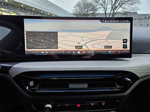 Used 2025 BMW i4 xDrive40i w/ Premium Package image 30