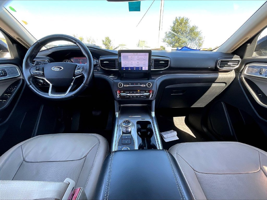 Used 2020 Ford Explorer Limited AWD/4WD image 10