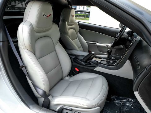 Used 2012 Chevrolet Corvette Grand Sport w/ 3LT Preferred Equipment Group RWD image 31