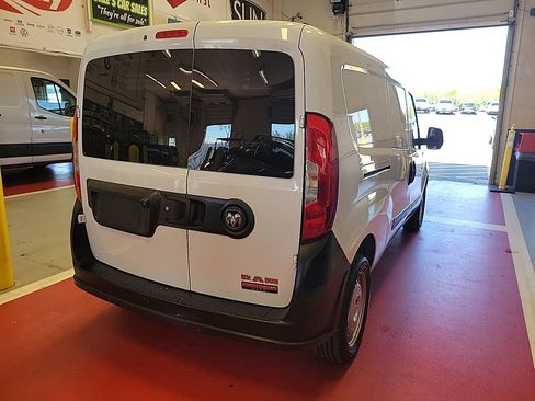 Used 2018 RAM ProMaster City Tradesman FWD image 4