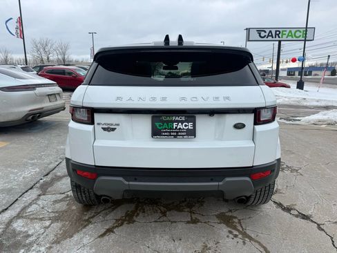 Used 2018 Land Rover Range Rover Evoque image 11