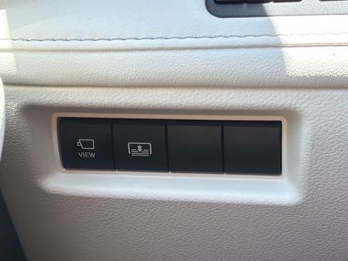 Used 2026 Lexus IS 350 F Sport w/ Technology Package RWD image 13
