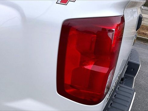 Used 2017 Chevrolet Silverado 1500 High Country image 31