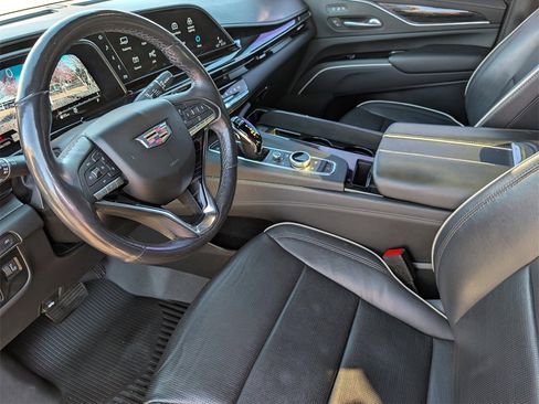 Used 2021 Cadillac Escalade Sport w/ Driver Assist Tech Package image 8