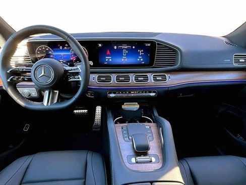 New 2025 Mercedes-Benz GLS 450 4MATIC image 7