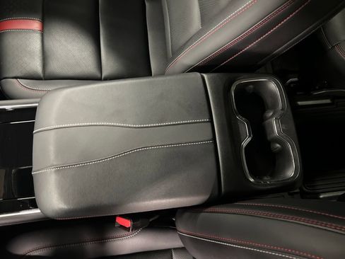 Certified 2024 Chevrolet Traverse RS w/ LPO, Floor Liner Package AWD/4WD image 27