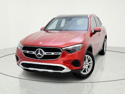 Certified 2023 Mercedes-Benz GLC 300 4MATIC image 2