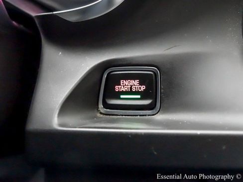 Used 2021 Chevrolet Camaro LS image 17