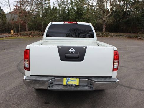 Used 2016 Nissan Frontier S image 8