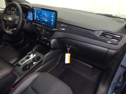 New 2026 Ford Escape ST-Line w/ Tech Pack #1 image 18