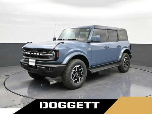 New 2025 Ford Bronco Outer Banks image 1