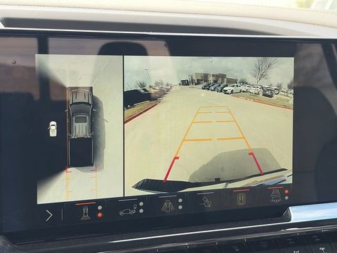 Used 2024 Chevrolet Silverado 1500 ZR2 image 25