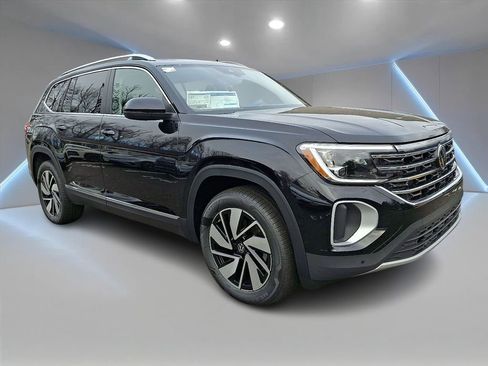 New 2026 Volkswagen Atlas SEL image 2