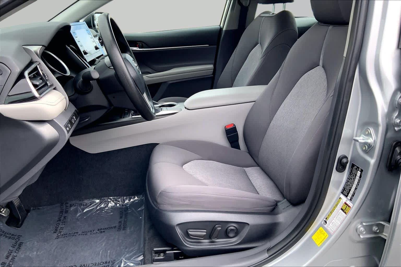 Used 2024 Toyota Camry LE w/ Convenience Package FWD image 7