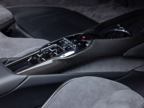 Used 2024 Ferrari 296 GTS RWD image 33