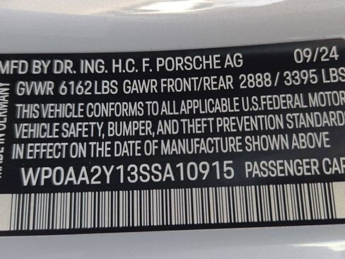 Used 2025 Porsche Taycan RWD image 30