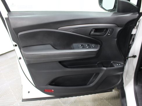 Used 2023 Honda Passport EX-L image 6