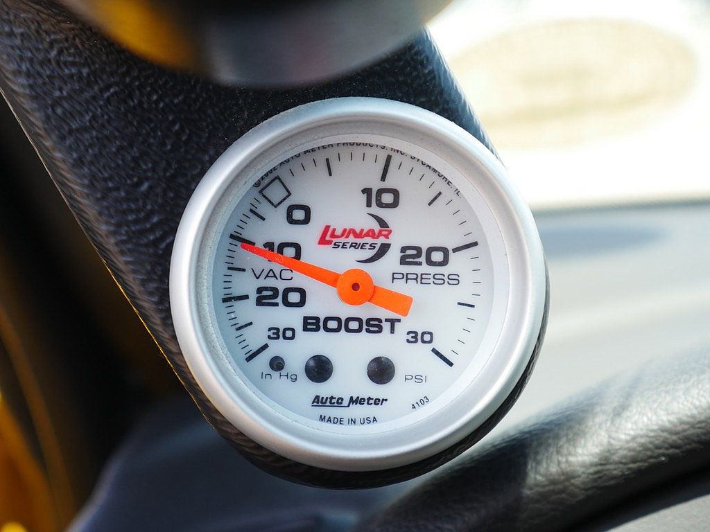 Used 2004 Ford Mustang Cobra RWD image 29