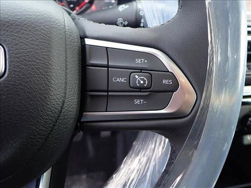 New 2026 Jeep Compass Latitude AWD/4WD image 14