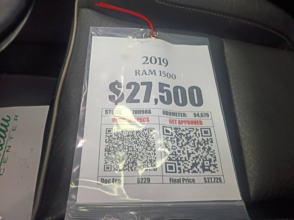 Used 2019 RAM 1500 Laramie AWD/4WD image 25