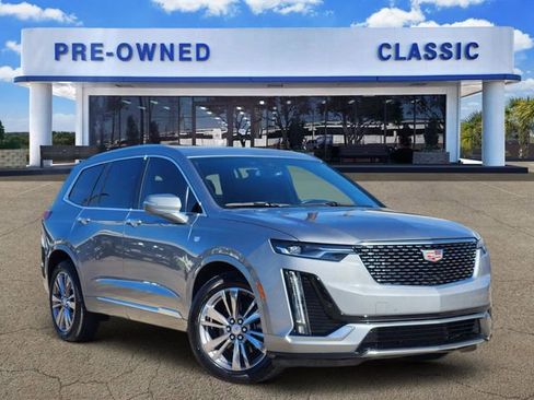 Used 2025 Cadillac XT6 Premium Luxury FWD image 1