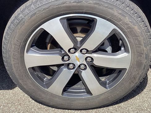 Used 2018 Chevrolet Traverse LT w/ LPO, Floor Liner Package AWD/4WD image 26