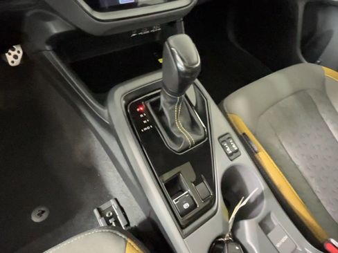 Used 2024 Subaru Crosstrek 2.5i Sport AWD/4WD image 31