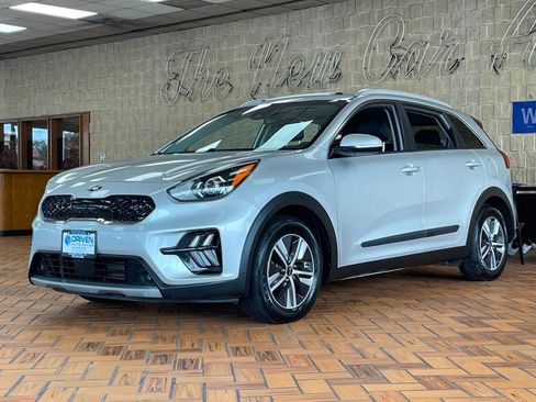 Used 2020 Kia Niro EX Premium FWD image 4