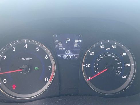 Used 2013 Hyundai Accent GLS FWD image 16
