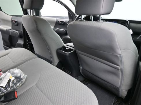 Used 2021 Toyota Tacoma SR w/ SR Convenience Package image 29