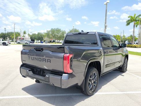 Used 2024 Toyota Tundra Platinum AWD/4WD image 9
