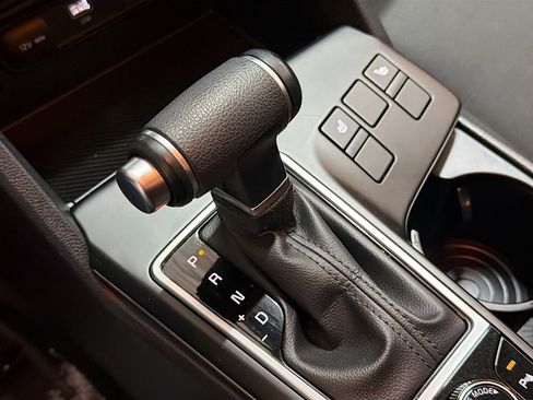 Used 2024 Kia Sportage LX image 58