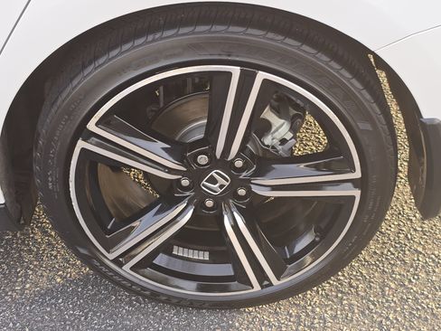 Used 2023 Honda Accord Sport image 33