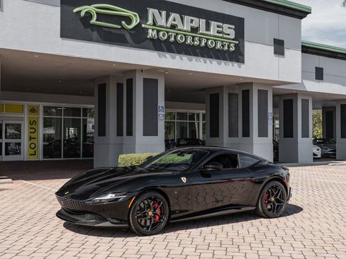Used 2023 Ferrari Roma image 25