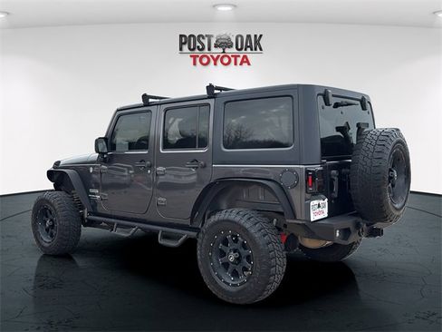 Used 2018 Jeep Wrangler Unlimited Sport S image 5