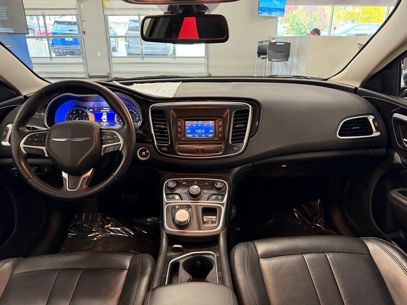 Used 2015 Chrysler 200 C FWD image 30