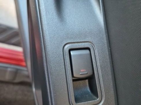 Used 2022 Nissan Frontier SV w/ SV Premium Package image 43