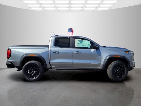 New 2026 GMC Canyon Elevation w/ Technology Package image 3