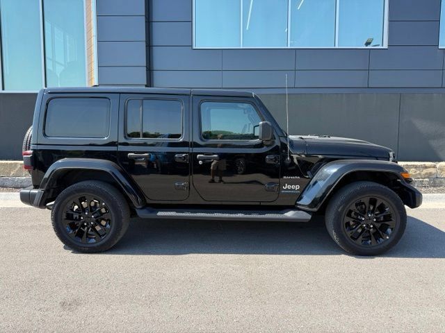 Used 2023 Jeep Wrangler Unlimited Sahara w/ Cold Weather Group AWD/4WD image 2