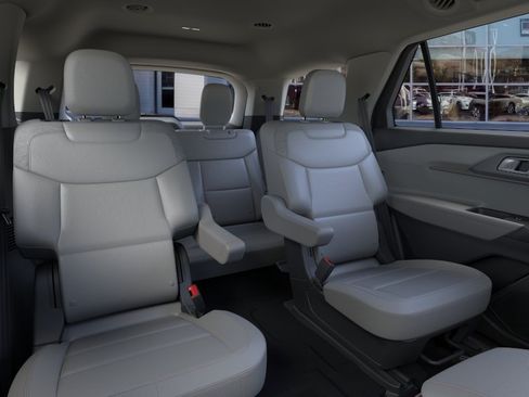 New 2026 Ford Explorer Active w/ Active Comfort Package AWD/4WD image 12