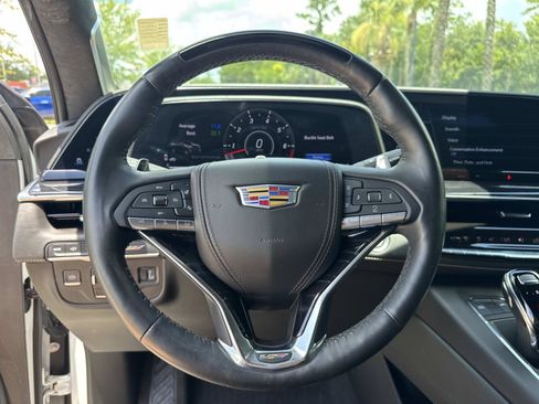 Certified 2024 Cadillac Escalade V w/ LPO, ONYX Package AWD/4WD image 15