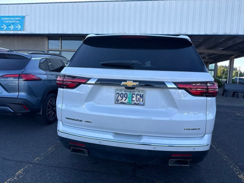 Used 2023 Chevrolet Traverse Premier AWD/4WD image 4