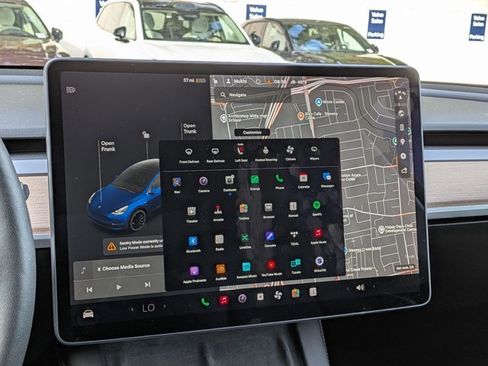 Used 2021 Tesla Model Y Performance image 15