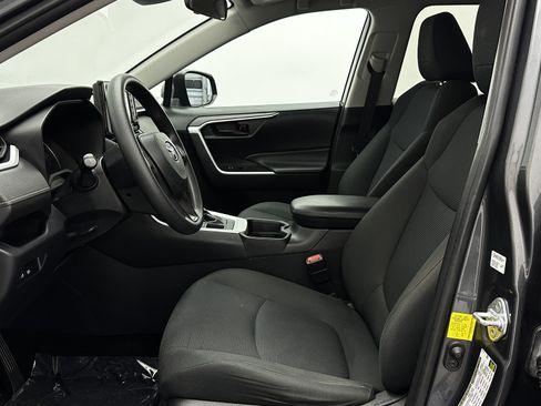 Used 2020 Toyota RAV4 LE w/ All Weather Liner Package image 12