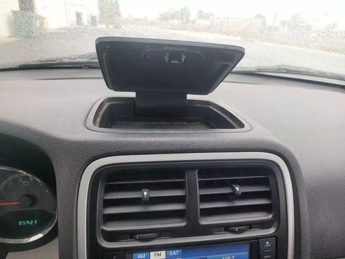 Used 2011 Dodge Caliber Uptown image 38