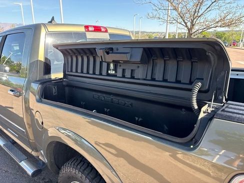 Used 2015 RAM 1500 Laramie w/ Convenience Group AWD/4WD image 30