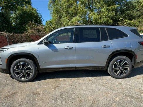 New 2026 Buick Enclave Sport Touring w/ Power Package image 5