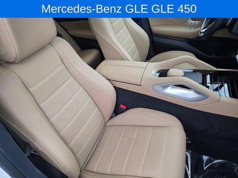 Used 2025 Mercedes-Benz GLE 450 4MATIC image 29