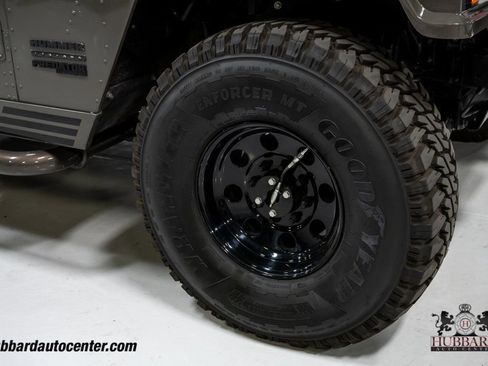 Used 1999 HUMMER H1 4-Door Hard Top image 38